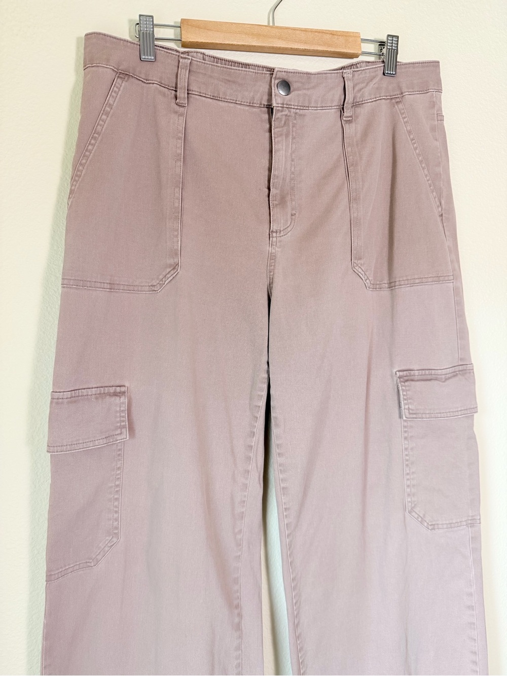 Wide Leg Cargo Pants in Dusty Mauve, Size XL - Picture 2 of 7